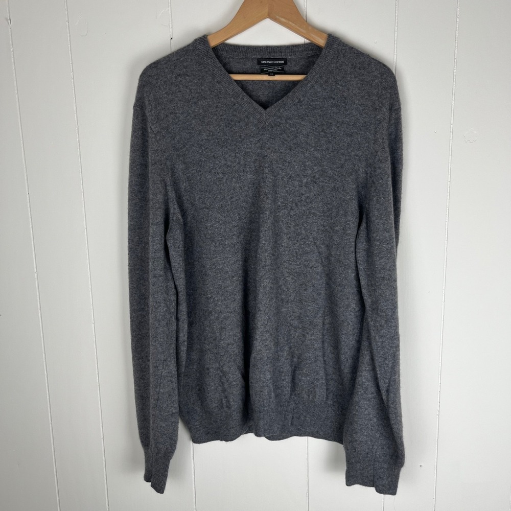 Mantovani Studio Mens Gray V-Neck Sweater XL Cashmere Italy Luxury Classic